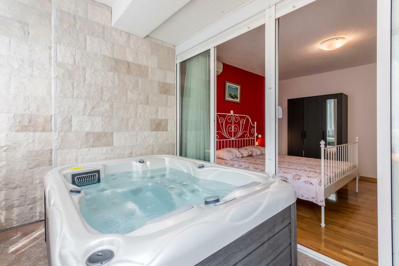 Antonia Apartmán *
